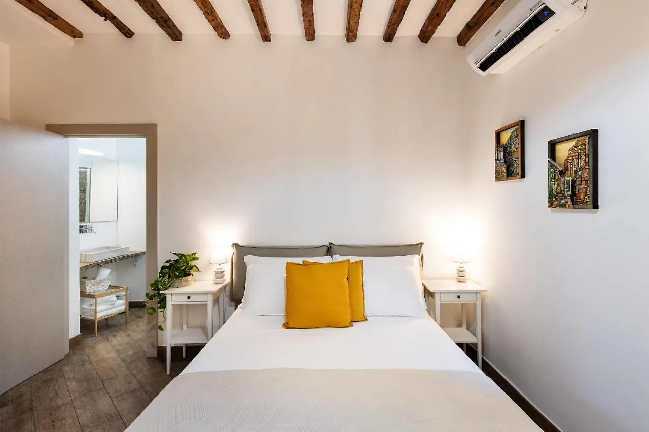 Rooms Old Port Genova 0*, Genoa Italy